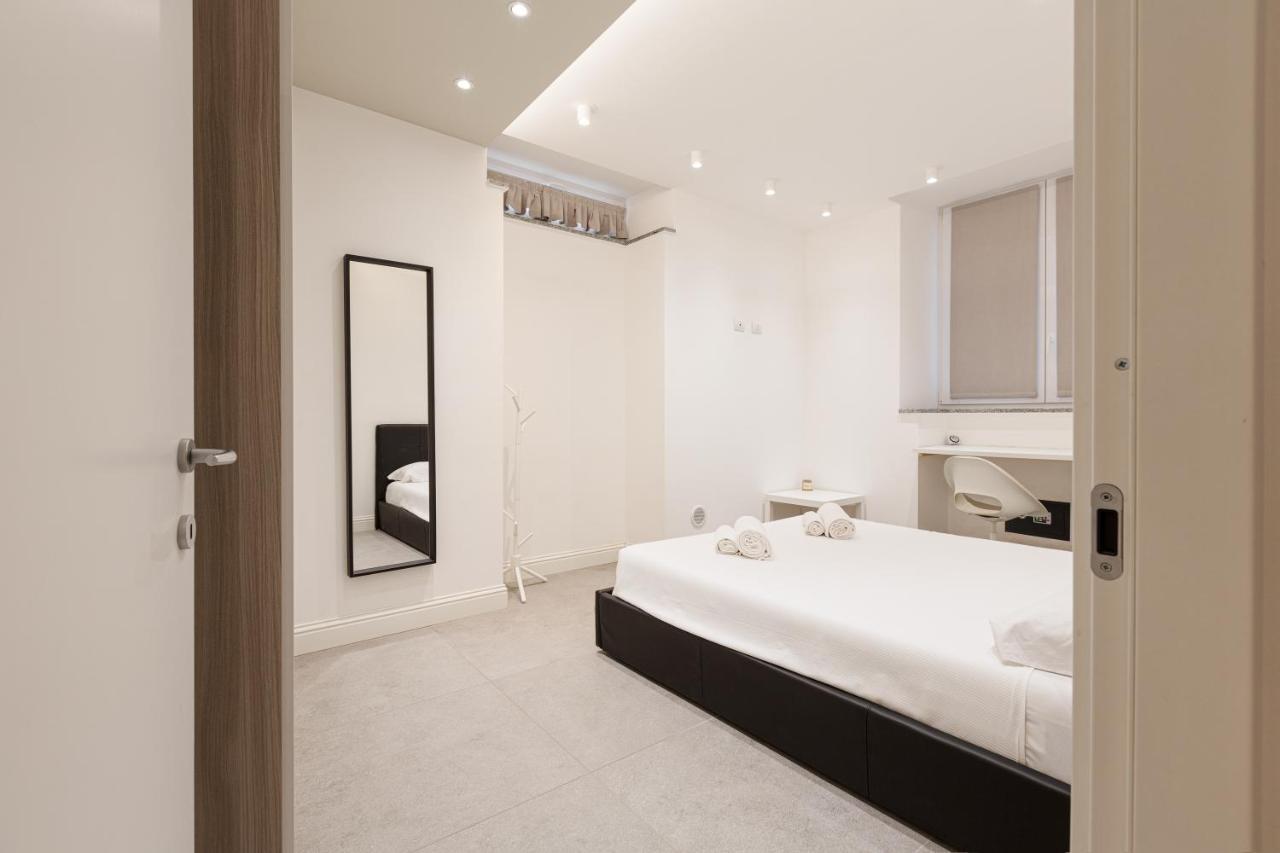 Apt Moscova- Milano Dream! Luaran gambar