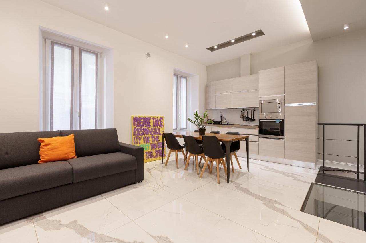 Apt Moscova- Milano Dream! Luaran gambar